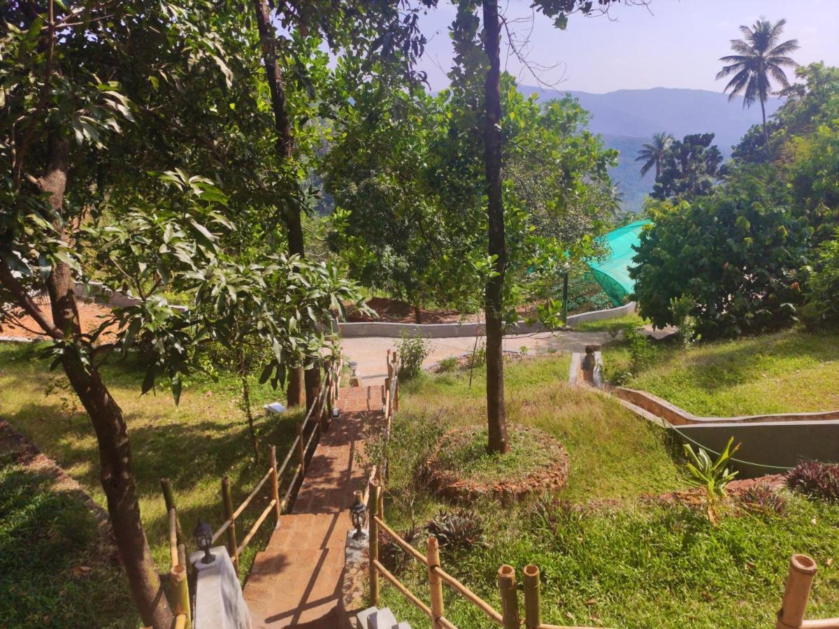 فندق كانورفي  Stone Hills المظهر الخارجي الصورة